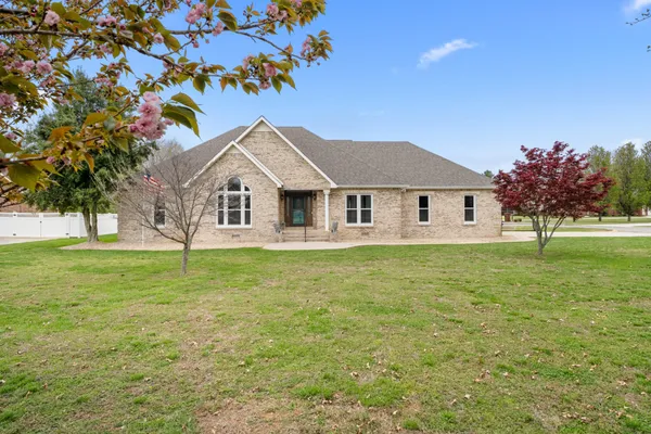 $544,900 | 215 Franklin Heights Drive, Winchester, TN 37398