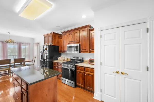 $544,900 | 215 Franklin Heights Drive, Winchester, TN 37398