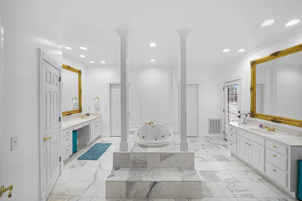 $544,900 | 215 Franklin Heights Drive, Winchester, TN 37398