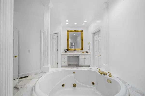 $544,900 | 215 Franklin Heights Drive, Winchester, TN 37398