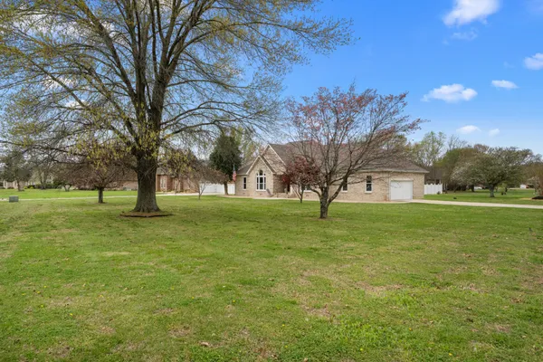 $544,900 | 215 Franklin Heights Drive, Winchester, TN 37398