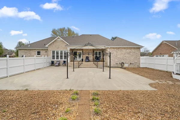 $544,900 | 215 Franklin Heights Drive, Winchester, TN 37398