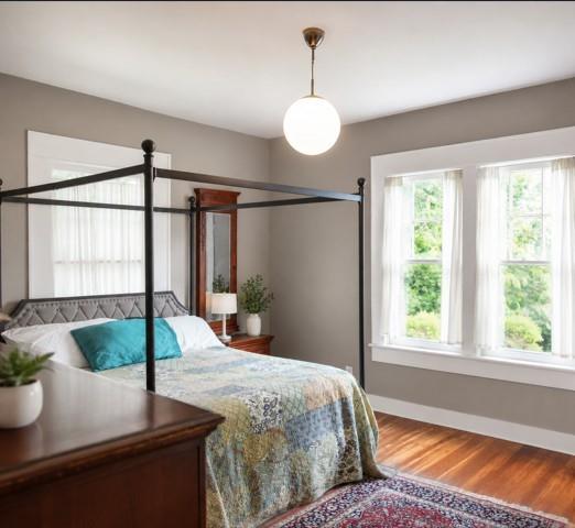 1500 Bonham Street Commerce, TX 75428 - Photo 8 of 29 a bedroom with a bed and a window