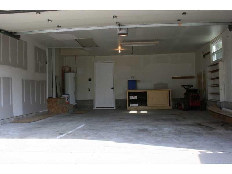 2704 Thompson Road Indianapolis, IN 46227 - Photo 9 of 10 Gallery Image 9