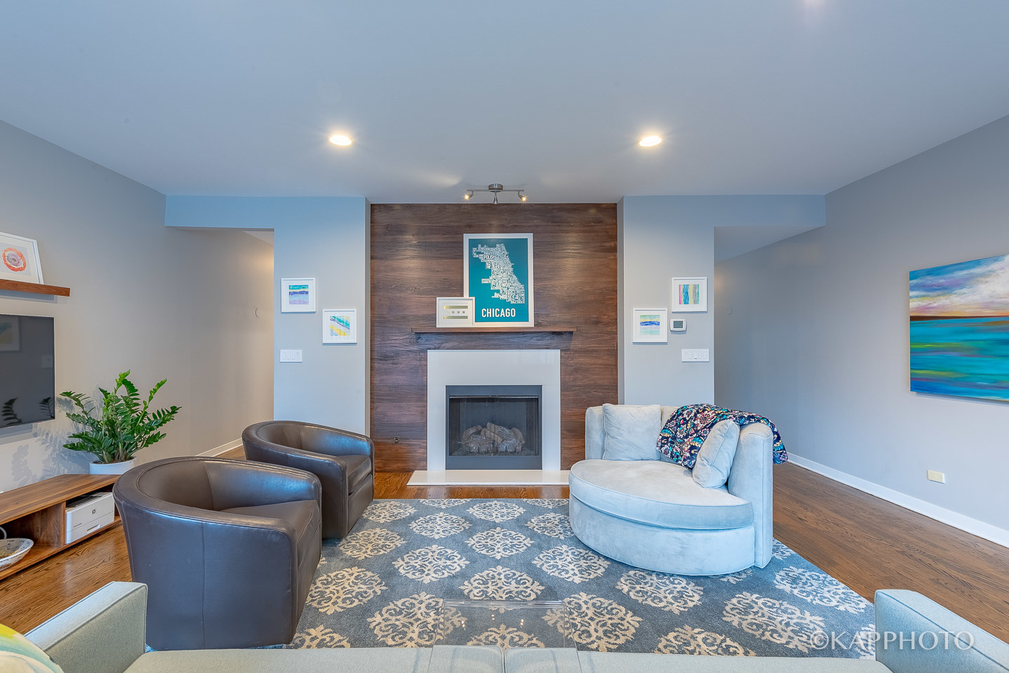 27 North Racine Avenue, Unit 432 Chicago, IL 60607 - Photo 4 of 28 a living room with furniture and a fireplace