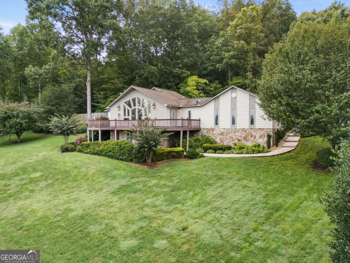 1396 Deerfield Road Young Harris, GA 30582 - Photo 4 of 60