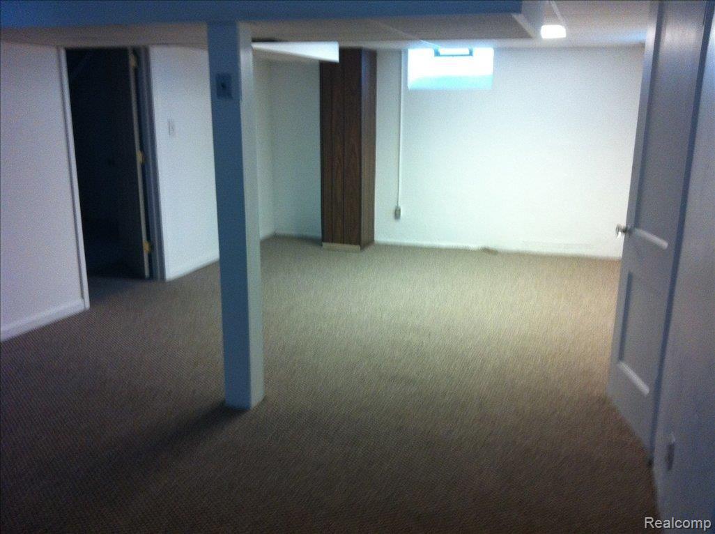 7434 Miller Road Dearborn, MI 48126 - Photo 15 of 19 IMG_0530