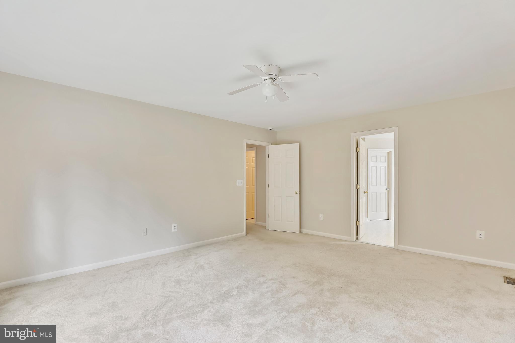 8552 Ellicott View Road Ellicott City, MD 21043 - Photo 21 of 30 Huge Master Bedroom