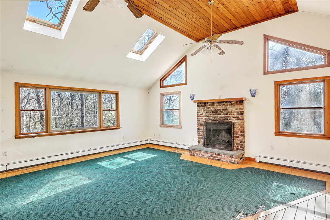 1313 Curtis Corner Road South Kingstown, RI 02879 - Photo 11 of 47