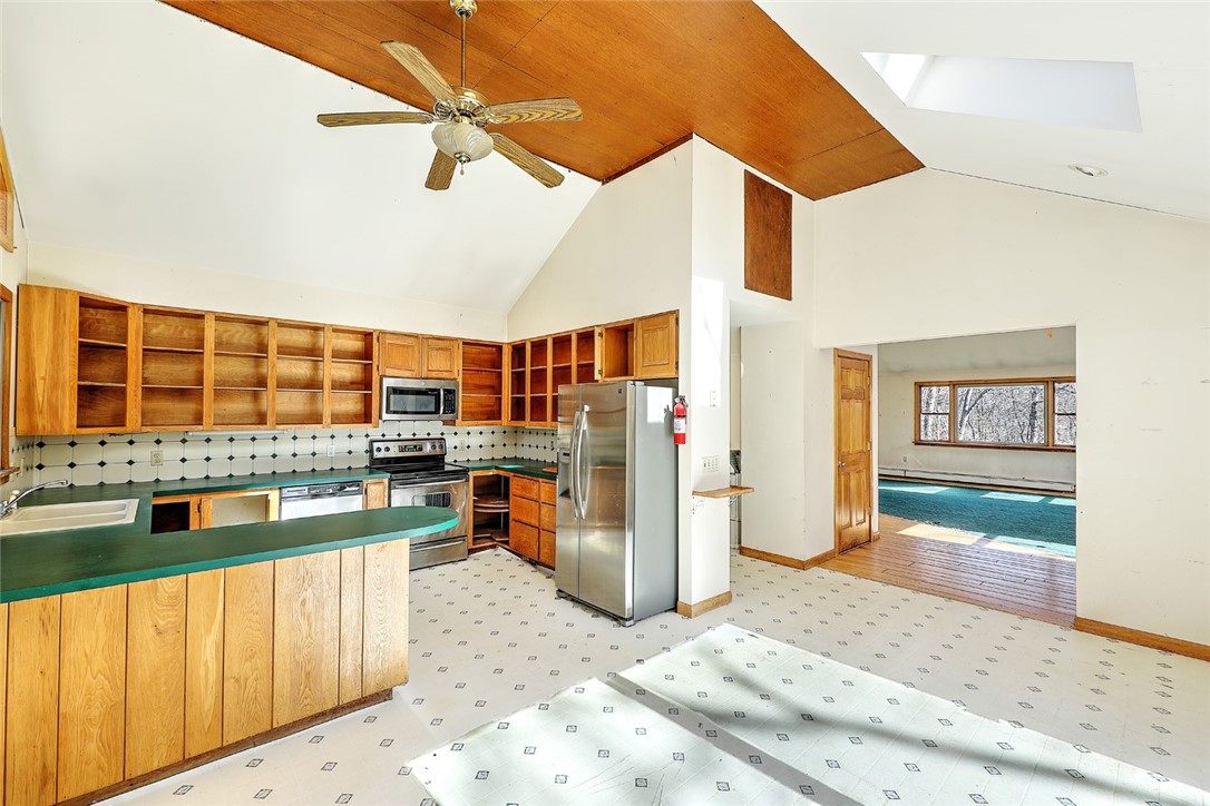 1313 Curtis Corner Road South Kingstown, RI 02879 - Photo 16 of 47