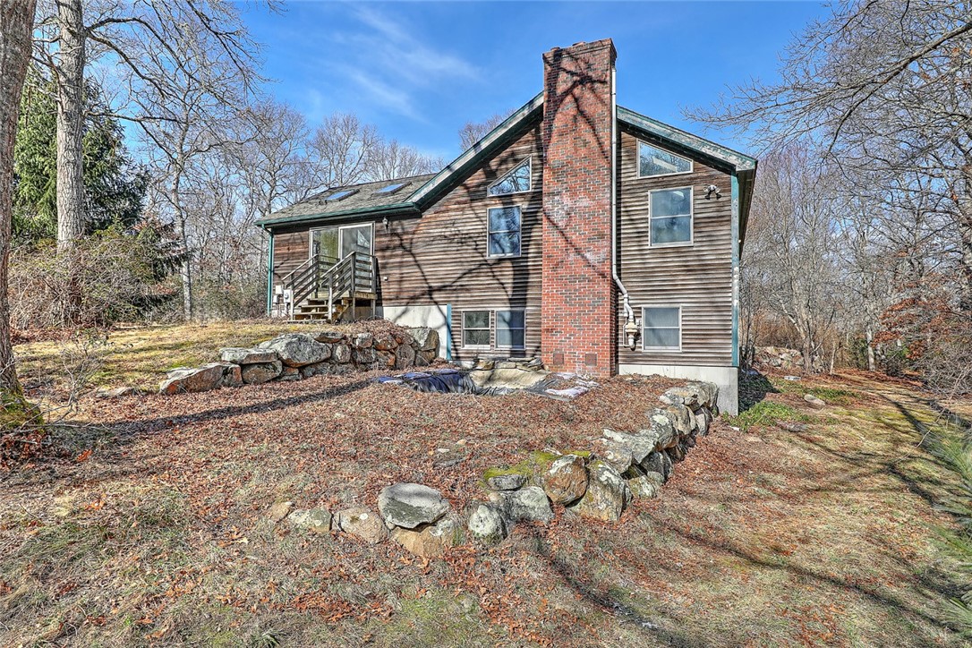 1313 Curtis Corner Road South Kingstown, RI 02879 - Photo 2 of 47