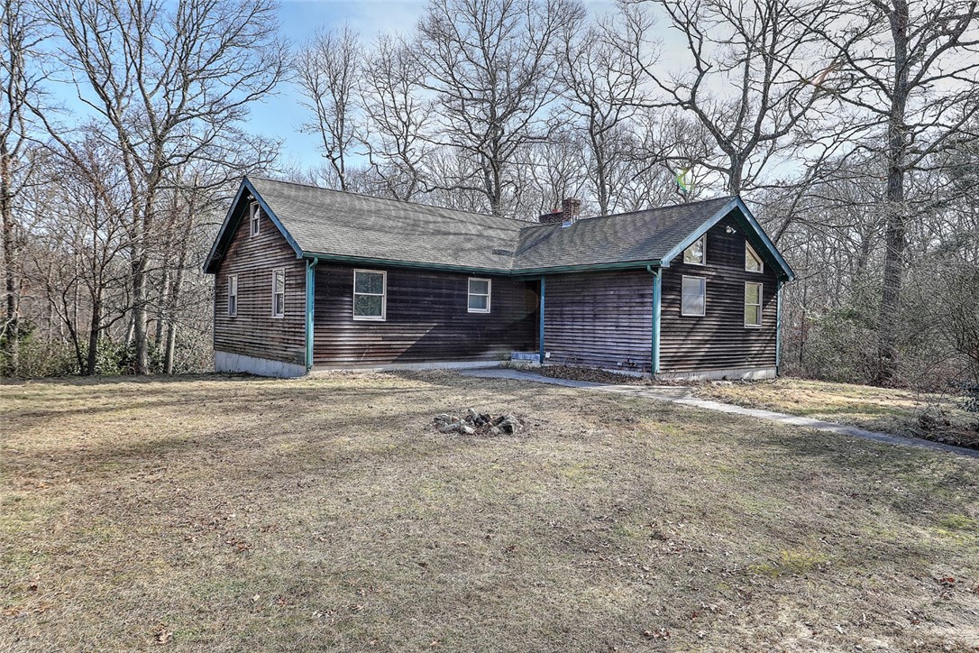 1313 Curtis Corner Road South Kingstown, RI 02879 - Photo 5 of 47