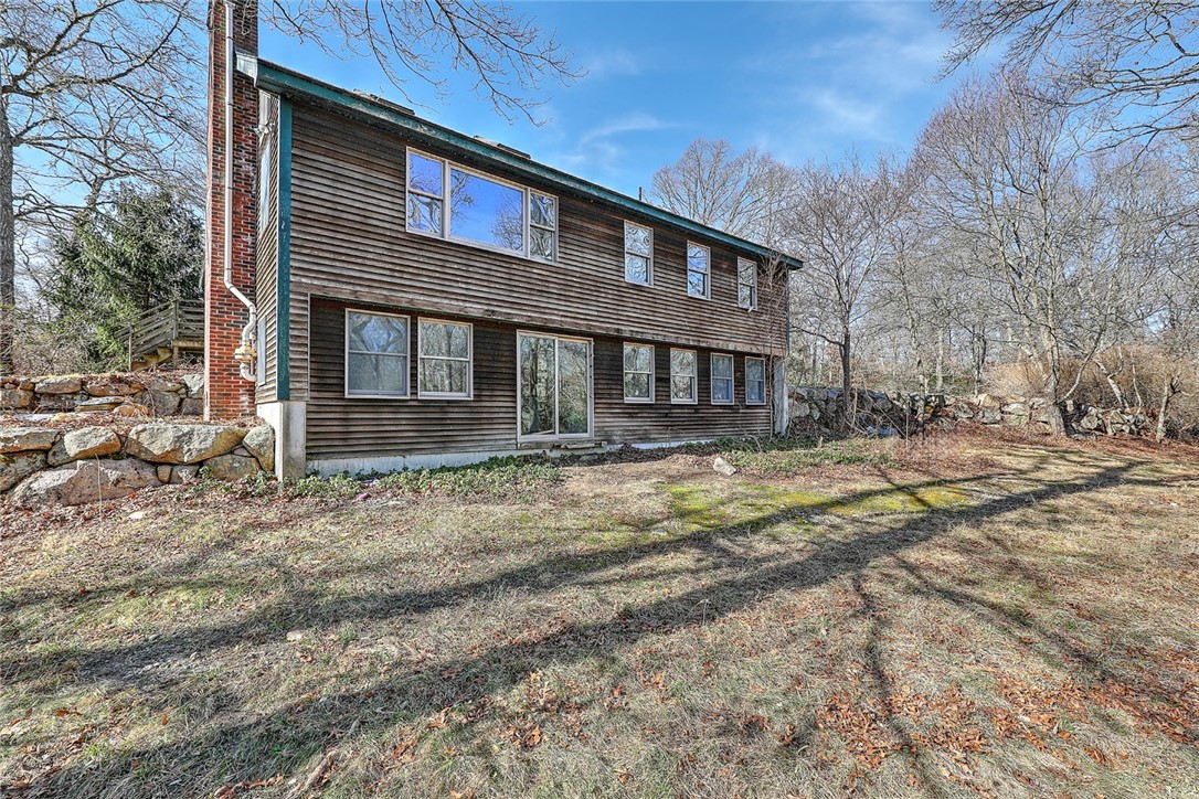 1313 Curtis Corner Road South Kingstown, RI 02879 - Photo 9 of 47