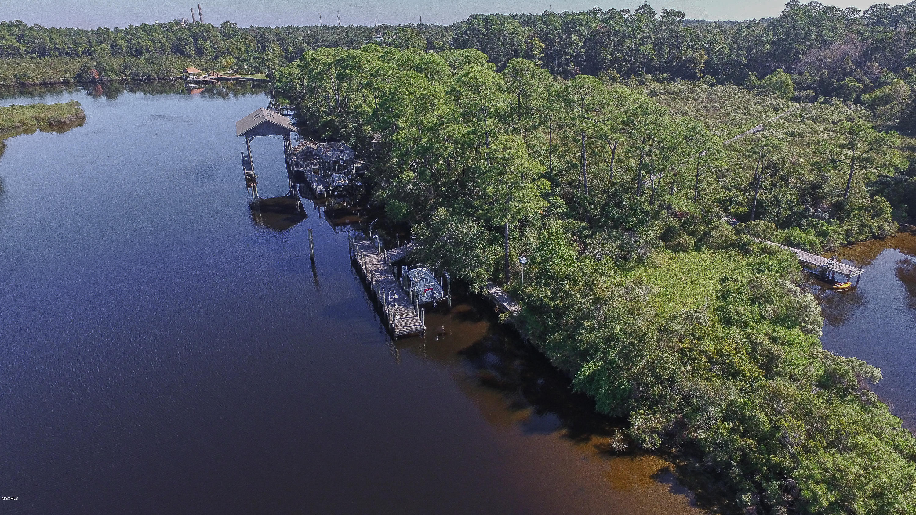 9153 Ridge Road Gulfport, MS 39503 - Photo 7 of 28 000-9