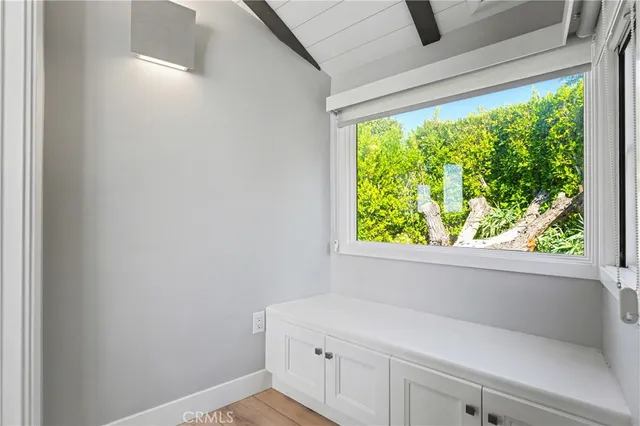 a view of a multi story building