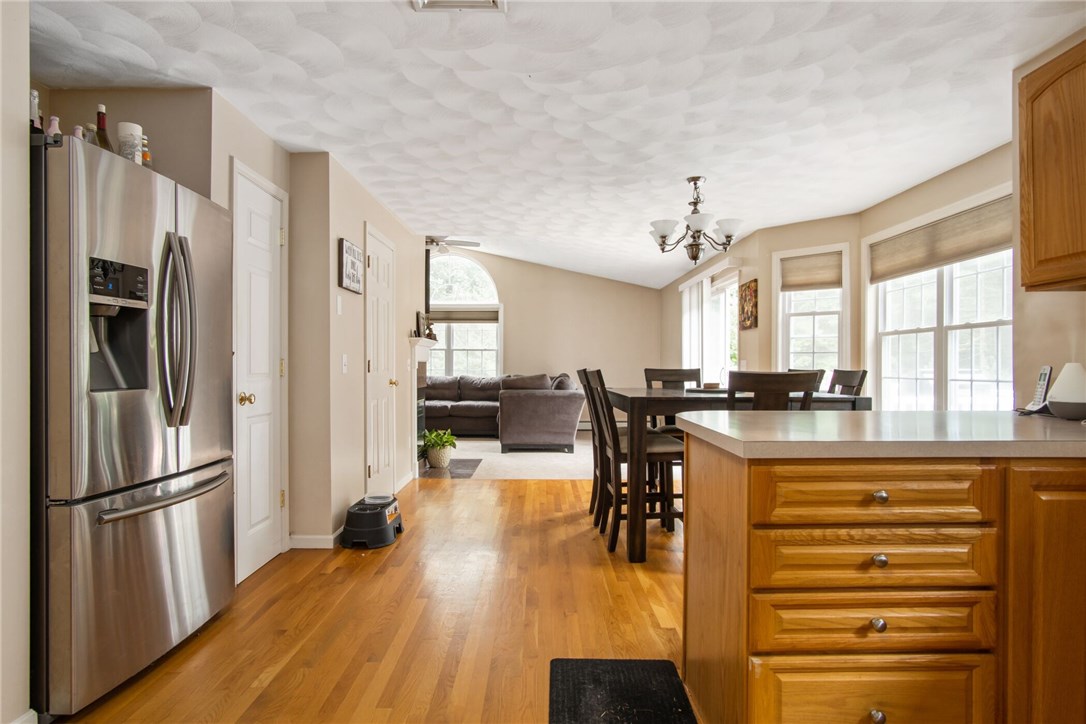 554 Hill Farm Road Coventry, RI 02816 - Photo 5 of 36