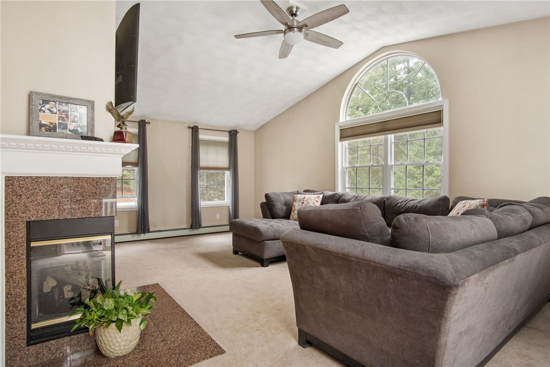 554 Hill Farm Road Coventry, RI 02816 - Photo 9 of 36
