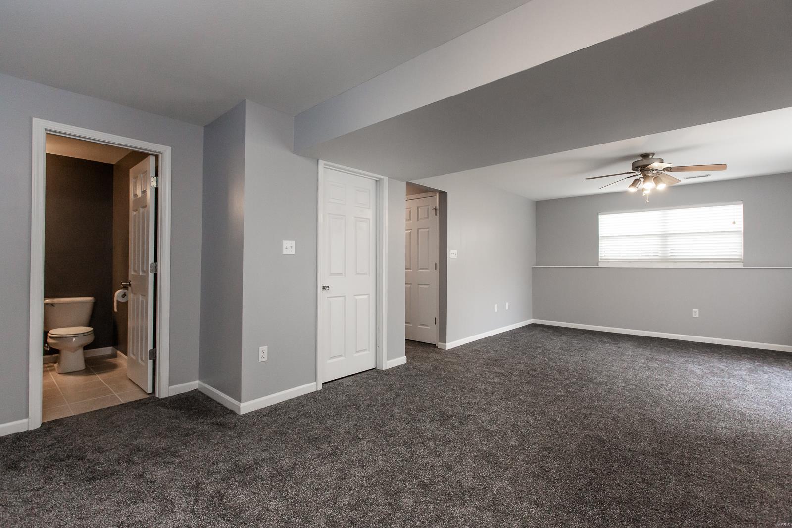 323 Collinsville Road Troy, IL 62294 - Photo 22 of 35