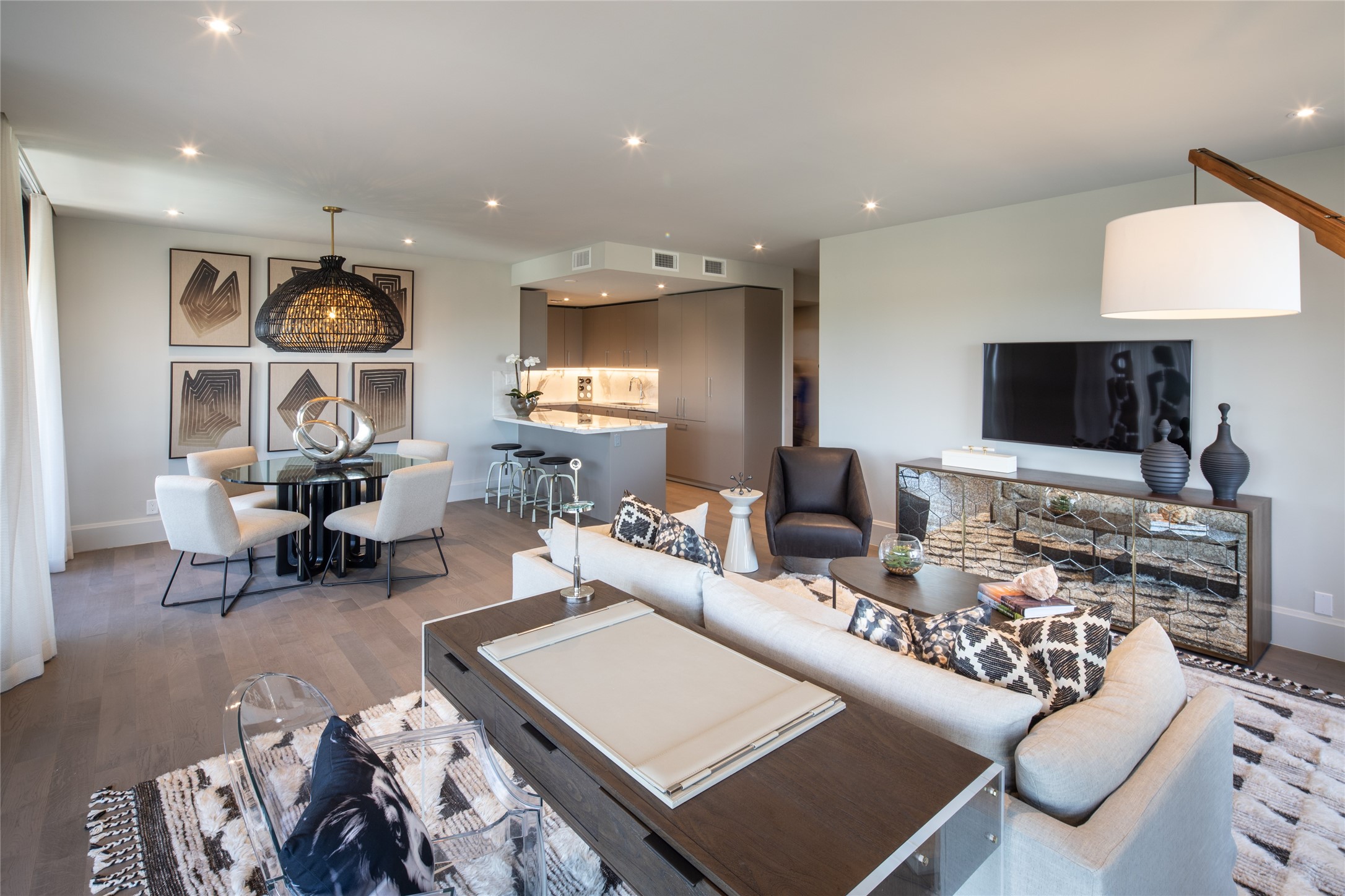 1701 Hermann Drive, Unit 24B Houston, TX 77004 - Photo 12 of 33