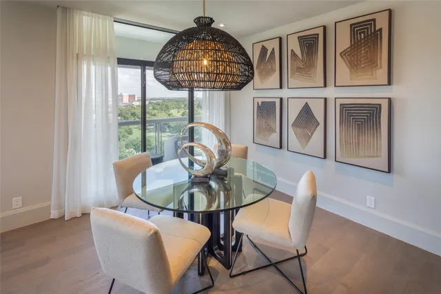 $519,400 | 1701 Hermann Drive, Unit 24B, Houston, TX 77004