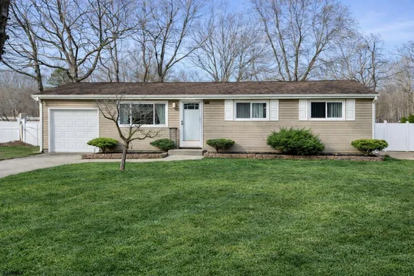 $270,000 | 4108 West Adams Circle, Hammonton, NJ 08037