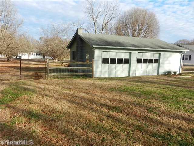 171 Cana Road Mocksville, NC 27028 - Photo 16 of 16 Workshop. Detached Garage/Workshop