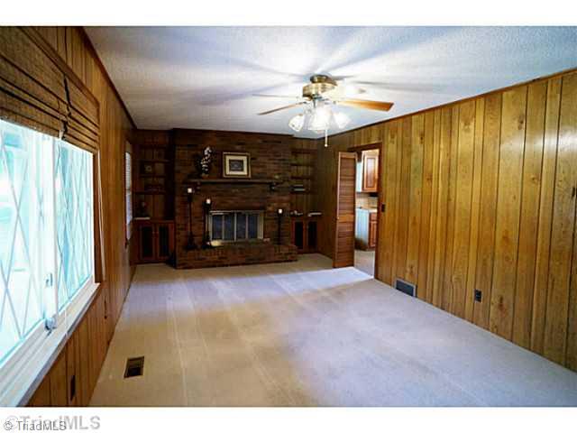 171 Cana Road Mocksville, NC 27028 - Photo 7 of 16 Living Room. Spacious Living Room