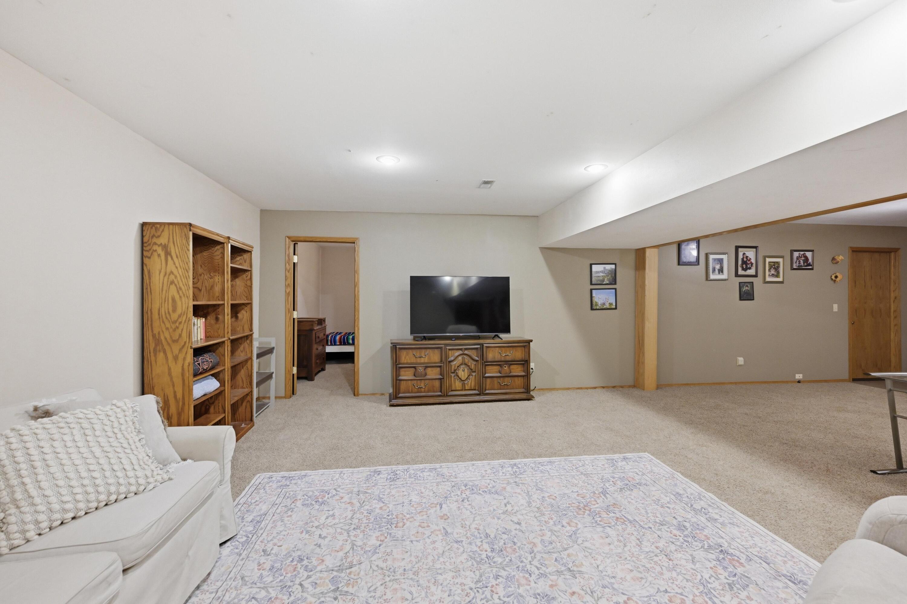 4071 Deer Ridge Street Neosho, MO 64850 - Photo 55 of 71 057