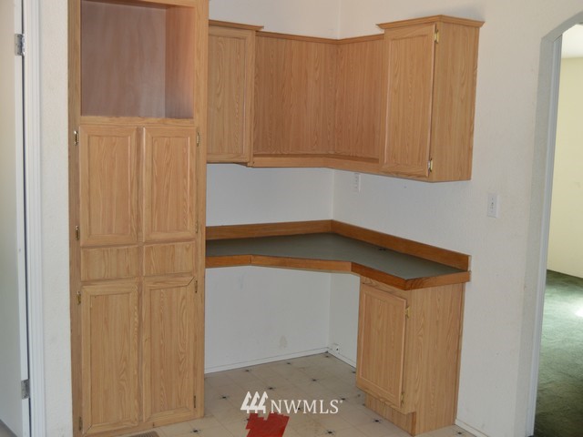 4334 Dyes Inlet Road Northwest Bremerton, WA 98312 - Photo 21 of 25 Gallery Image 21