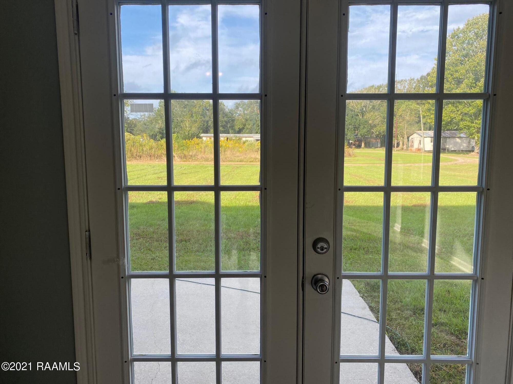 1104 Eddie Ray Road Breaux Bridge, LA 70517 - Photo 8 of 17 Gallery Image 8