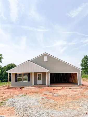 $380,990 | 17964 Hwy 101 Street South, Gray Court, SC 29645