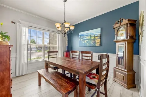 $549,900 | 1404 Southwest 41st Circle, Lee's Summit, MO 64082