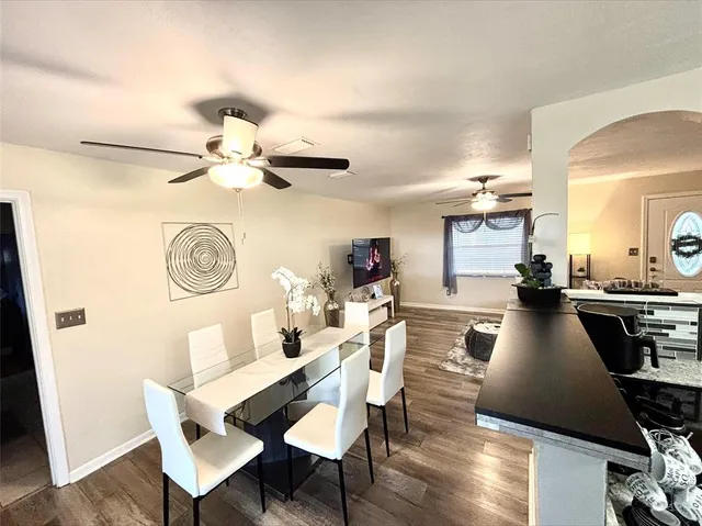 $320,000 | 5515 Northwest 27th Terrace, Gainesville, FL 32653