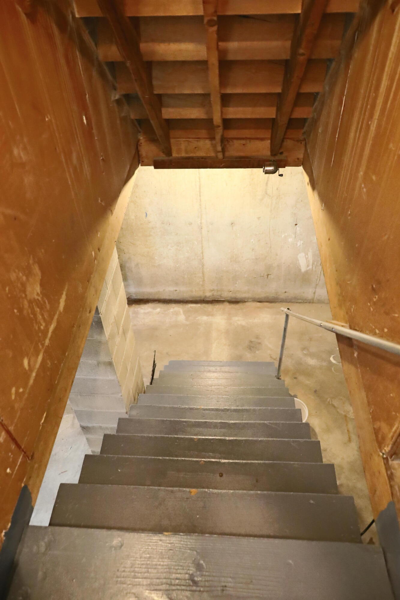 638 Main Road Eddington, ME 04428 - Photo 19 of 51 BasementStairway