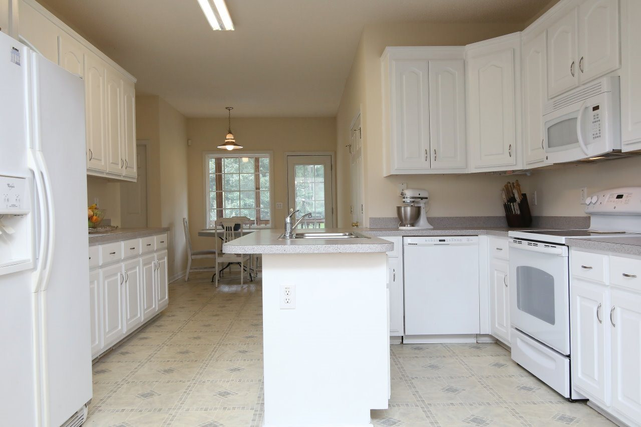137 Line Drive Raleigh, NC 27603 - Photo 4 of 25 Photo 4