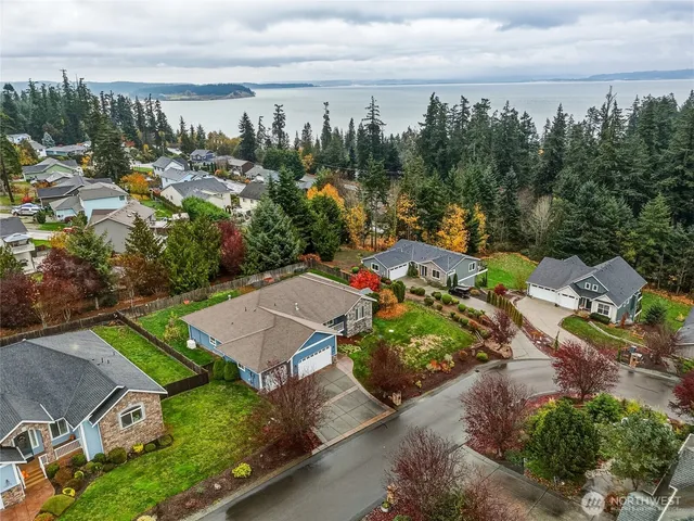 $799,000 | 1067 St Moritz Court, Camano Island, WA 98282