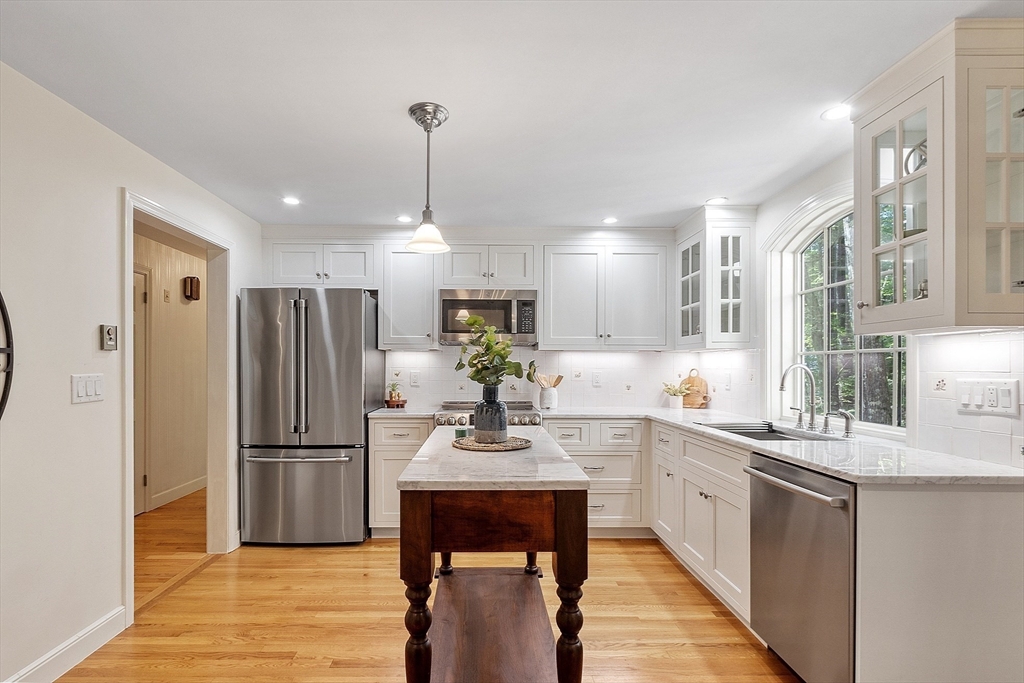 777 Depot Road Boxborough, MA 01719 - Photo 4 of 35