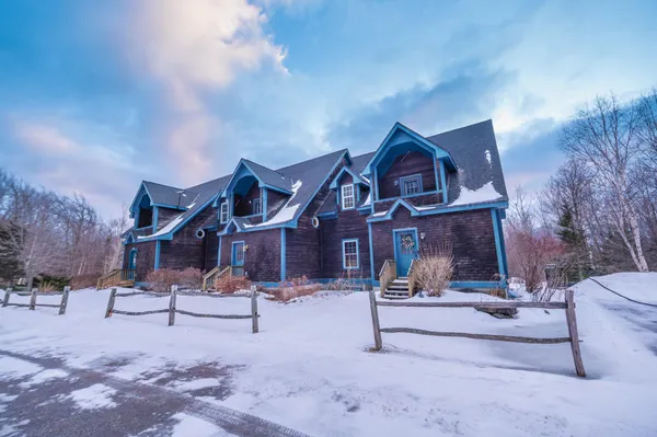 $679,000 | 14 A Grouse Lane, Unit 14A, West Dover, VT 05356