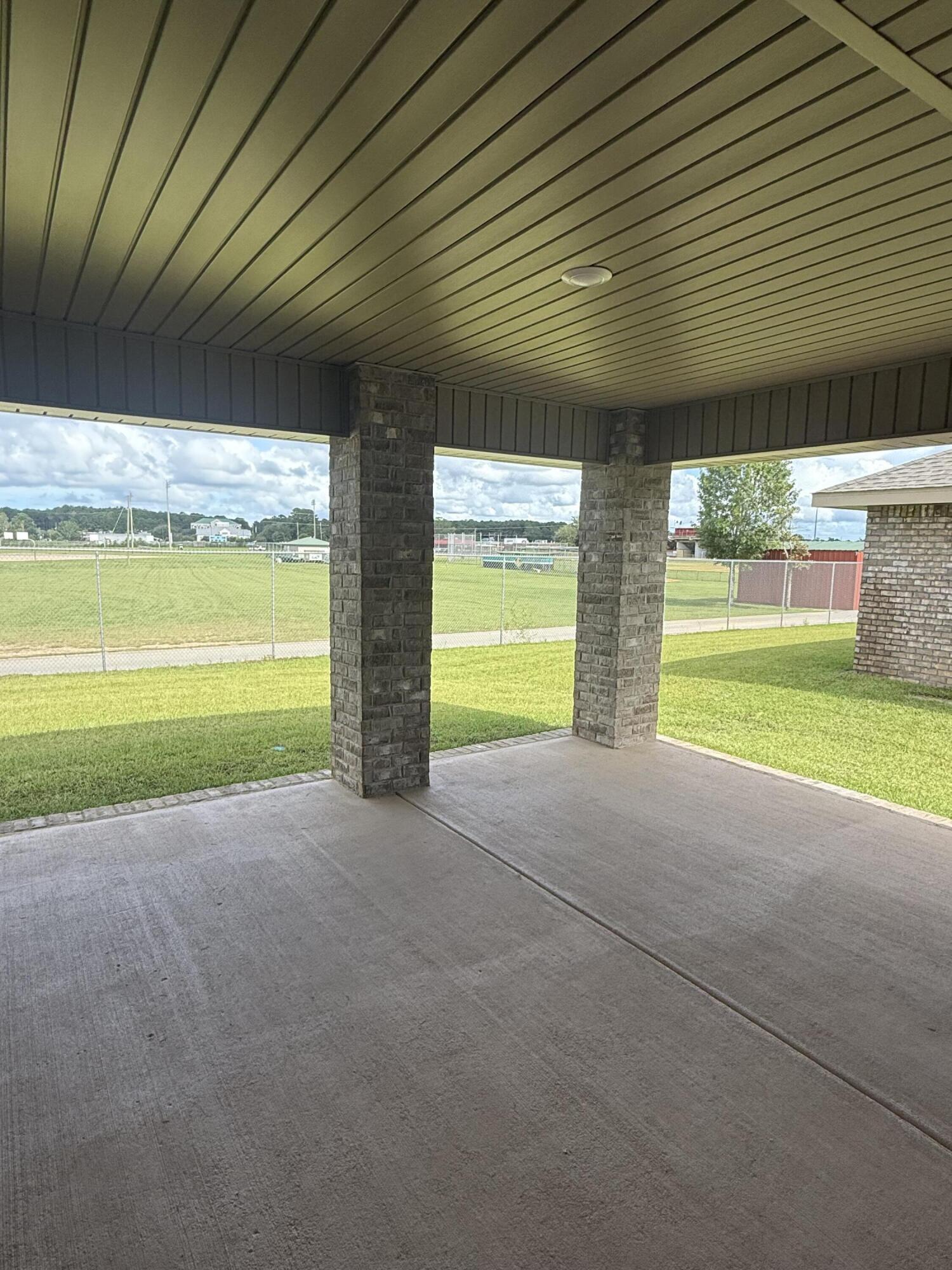 190 Ridgeway Circle Crestview, FL 32536 - Photo 19 of 19 a view of an empty room with a large window