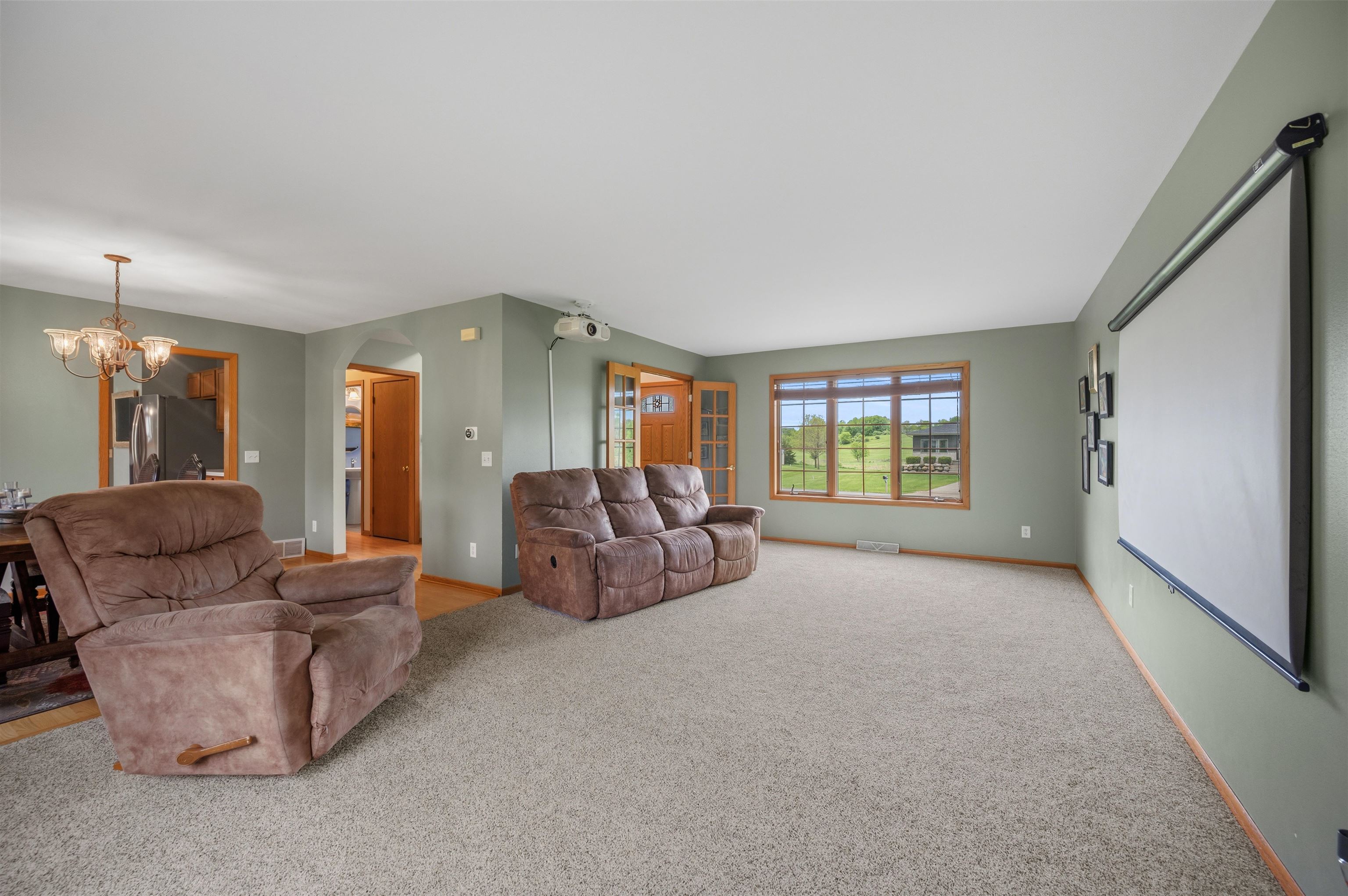 8600 Ellington Way Middleton, WI 53562 - Photo 9 of 37