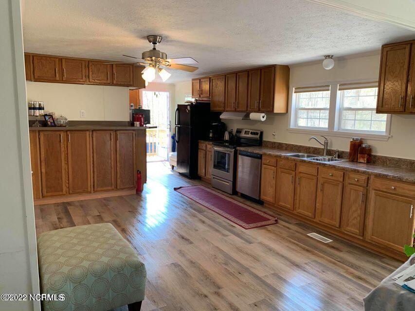 631 Slocum Trail Atkinson, NC 28421 - Photo 6 of 12 20210325030659589592000000-o