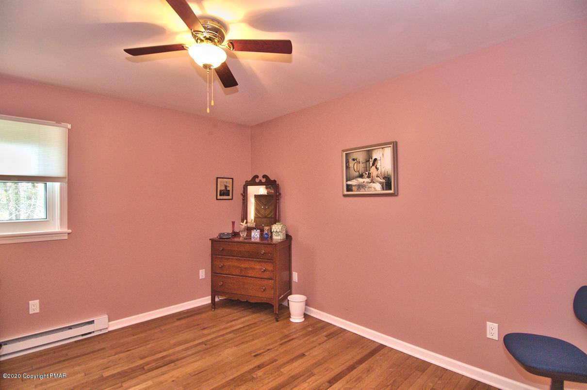 425 Ridge Circle Cresco, PA 18326 - Photo 28 of 58 Bedroom 2