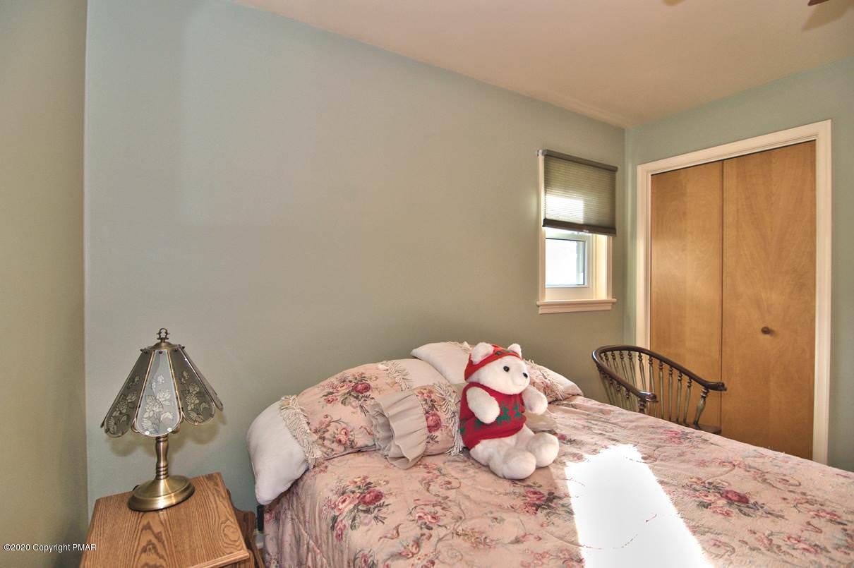 425 Ridge Circle Cresco, PA 18326 - Photo 32 of 58 Bedroom 3