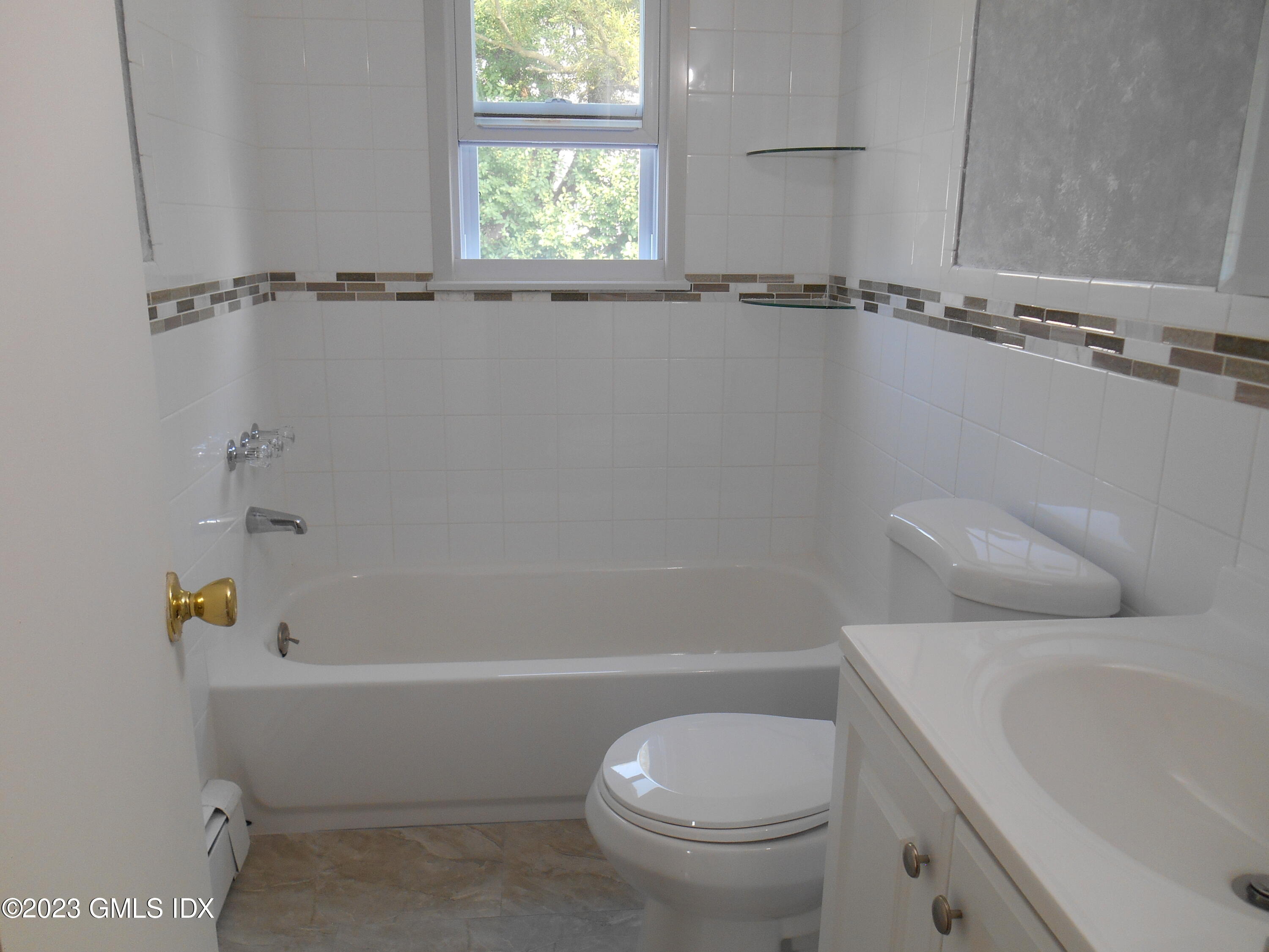 38 Gerry Street, Unit 2 Greenwich, CT 06830 - Photo 2 of 23 DSCN0786