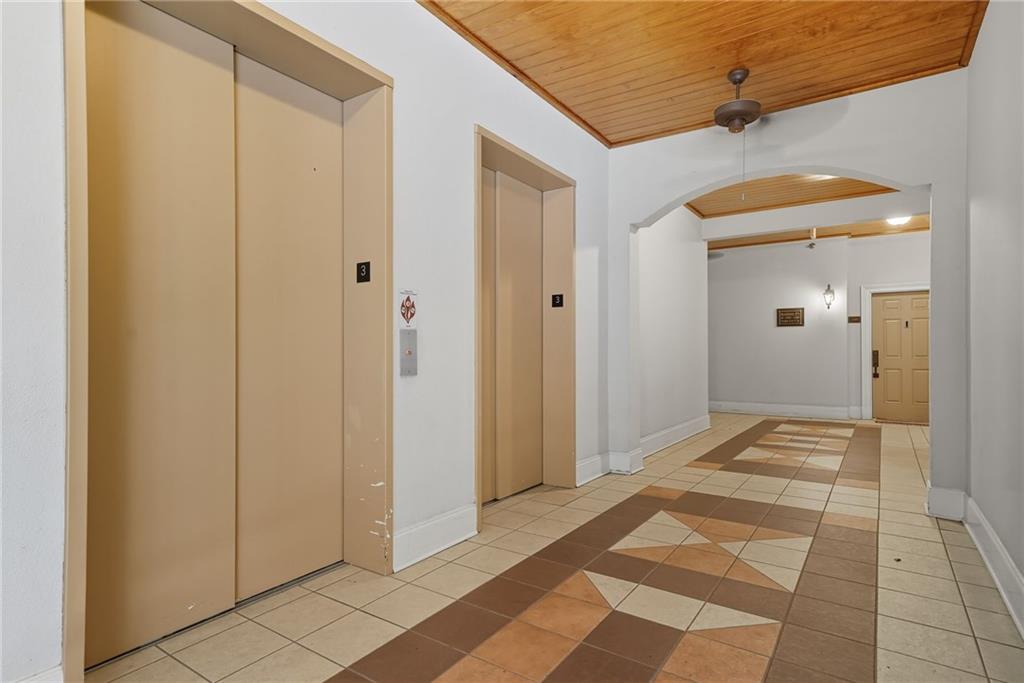 825 Highland Lane Northeast, Unit 1312 Atlanta, GA 30306 - Photo 39 of 46