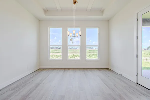 $639,990 | 153 Peninsula Point Drive, Montgomery, TX 77356