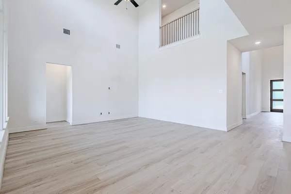 $639,990 | 153 Peninsula Point Drive, Montgomery, TX 77356