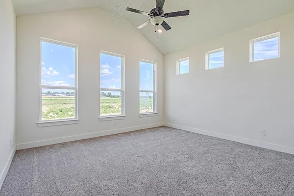 $639,990 | 153 Peninsula Point Drive, Montgomery, TX 77356