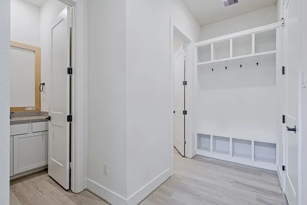 $639,990 | 153 Peninsula Point Drive, Montgomery, TX 77356