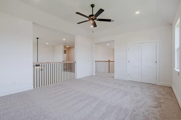 $639,990 | 153 Peninsula Point Drive, Montgomery, TX 77356